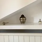 Maris Apartment *